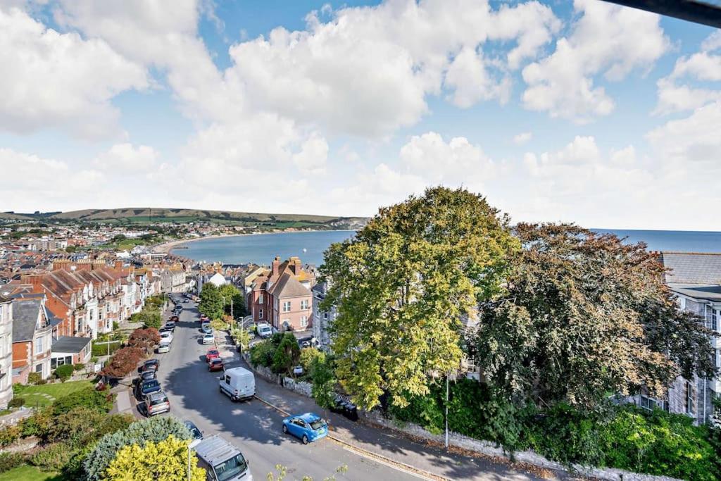 Dizzy Heights Swanage Sleeps 10 With Amazing Views Villa Eksteriør bilde
